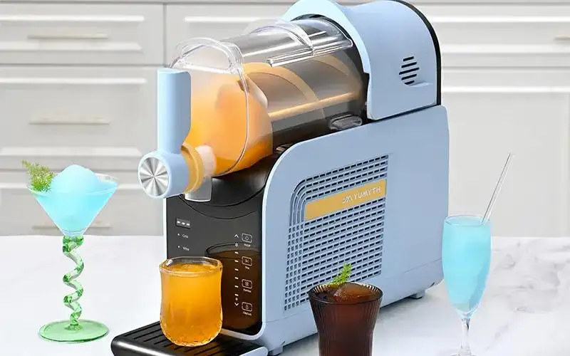 Machine à slushies sur le plan de travail